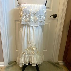 Arden B strapless embroidered dress, large